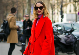 紅色衣服染色了怎么辦？紅色衣服染上黑色怎么洗掉？