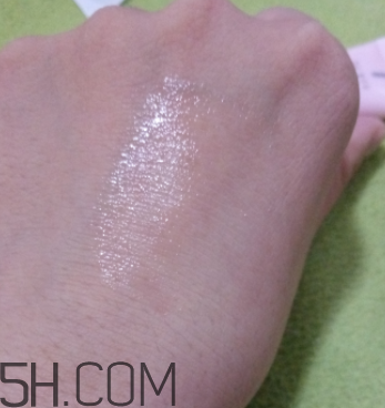 泊美塑采亮眼霜怎么樣？泊美塑采亮眼霜好用嗎？