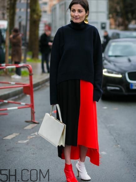 白色包包有劃痕怎么辦？白色包包上的劃痕能恢復(fù)嗎？