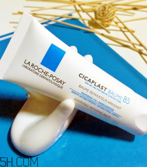 理膚泉b5修復(fù)霜悶閉口怎么辦_悶痘怎么辦？