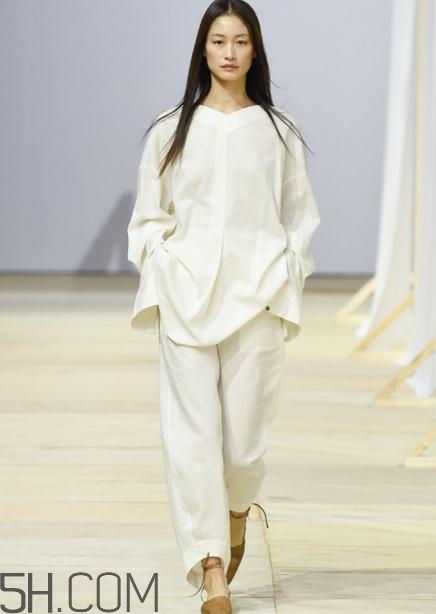 low classic2018春夏系列怎么樣_好看嗎？