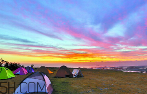 野外露營(yíng)需要帶什么？野外露營(yíng)如何選擇營(yíng)地？