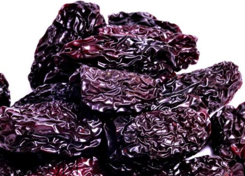 黑棗可以泡酒嗎 黑棗泡酒的功效與作用 黑棗可以泡酒嗎 黑棗泡酒的功效與作用