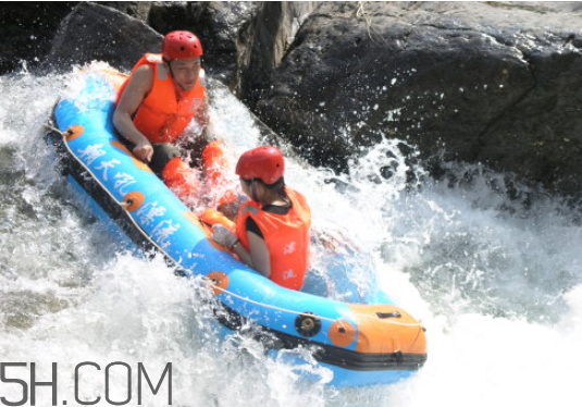 玩漂流可以化妝嗎？帶孩子漂流注意事項(xiàng)