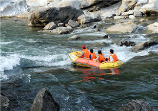 漂流有年齡限制嗎？漂流需要帶什么東西？