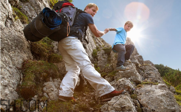 爬山對(duì)身體有什么好處？爬山前要準(zhǔn)備的裝備