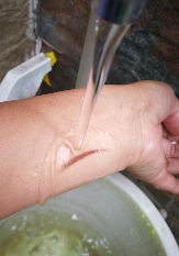 姬芮柔芯旋彩眉筆多少錢？姬芮柔芯旋彩眉筆怎么用