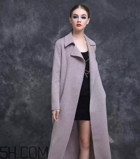 羊毛大衣可以熨燙嗎？羊毛大衣怎么熨燙？