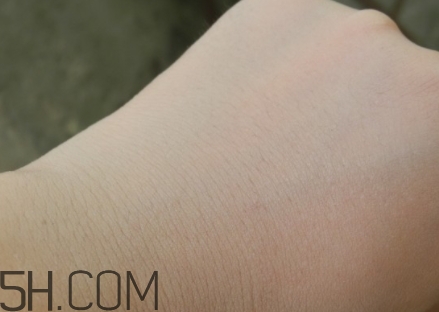 百雀羚bb霜孕婦能用嗎？百雀羚bb霜擠壓不出來怎么回事？