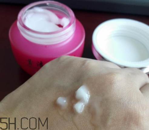 首潔之戀粉嫩清膚面霜怎么樣？多少錢？