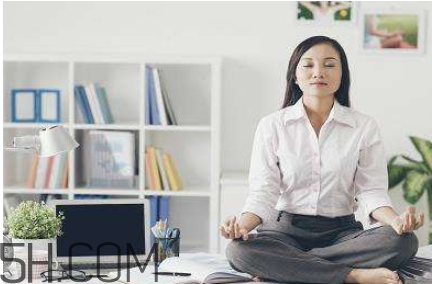辦公室瑜伽有哪些動(dòng)作？練瑜伽瘦腿效果怎么樣？