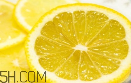 臉部精油按摩的好處 面部精油按摩手法圖解 臉部精油按摩的好處 面部精油按摩手法圖解