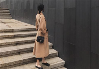 羊毛大衣會越穿越大嗎？羊毛大衣變形了怎么辦？