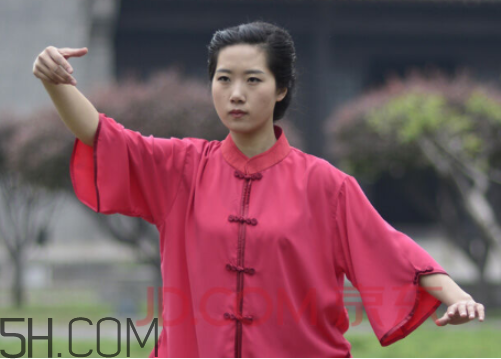 練瑜伽對(duì)子宮有哪些好處？太極拳和瑜伽有什么區(qū)別？