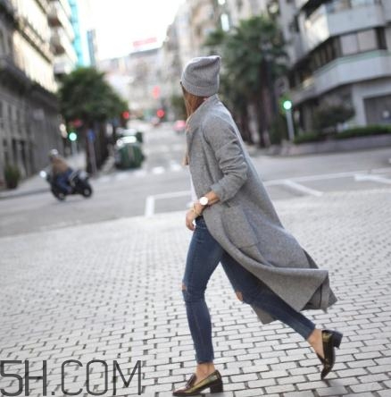 羊毛大衣能淋雨嗎？羊毛大衣可以暴曬嗎？