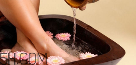 練瑜伽穿什么好？練瑜伽后可以泡腳嗎？