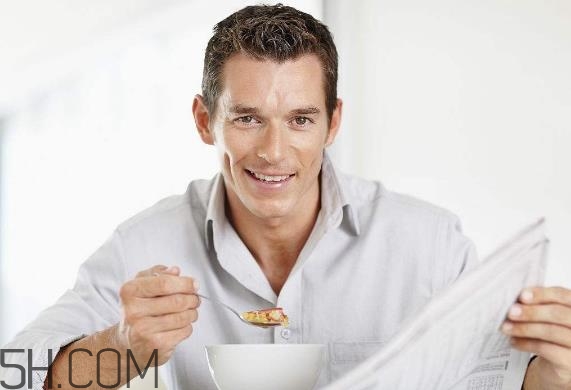 肺氣腫可以吃西洋參嗎？肺氣腫可以吃三七粉嗎？