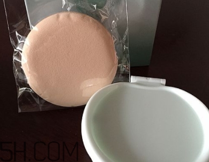 百雀羚氣墊bb適合什么年齡？百雀羚氣墊bb色號試色