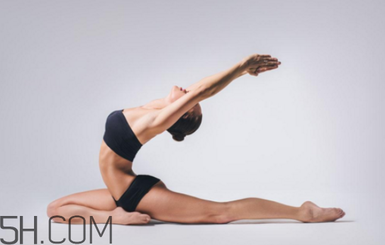 膝蓋疼可以練瑜伽嗎？練瑜伽可以瘦肚子嗎？