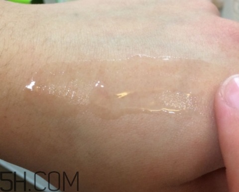 百雀羚精華液怎么打開？百雀羚精華液怎么開蓋