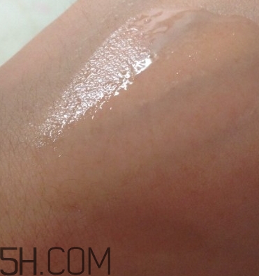 百雀羚精華液多少錢？百雀羚精華液好用嗎？