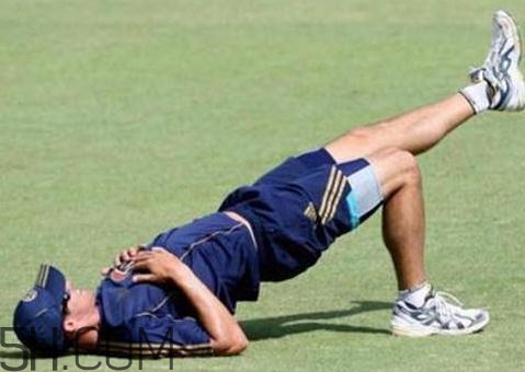 單腿臀橋有什么用？單腿臀橋怎么做？