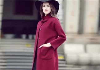 羊毛大衣會粘毛嗎？羊毛大衣粘毛怎么辦？