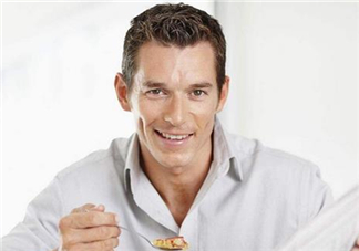 肺氣腫可以吃西洋參嗎？肺氣腫可以吃三七粉嗎？