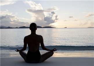 練什么瑜伽對皮膚好？瑜伽可以自學(xué)嗎？