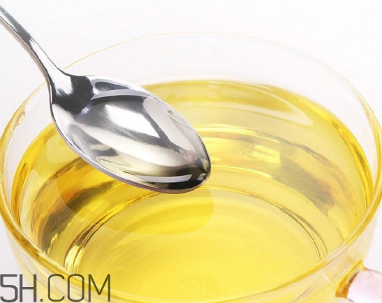 調(diào)和油和大豆油哪個好？調(diào)和油是色拉油嗎