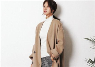 羊毛大衣掉色正常嗎？羊毛大衣掉色怎么辦？