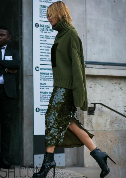 肩寬的女生冬天怎么穿？肩寬的女生冬天穿搭技巧