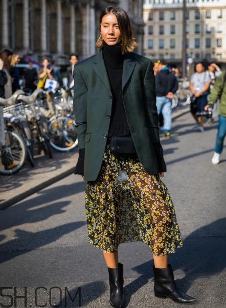 肩窄的女生冬天怎么穿？肩窄的女生冬天穿搭技巧