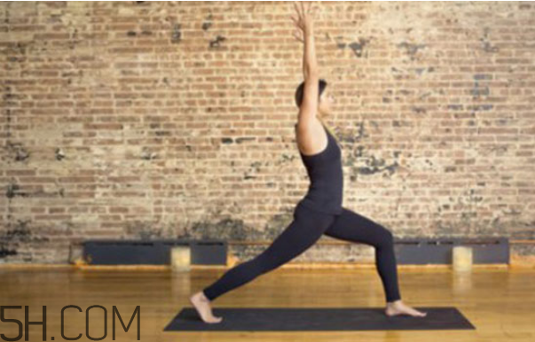 經(jīng)期可以練瑜伽嗎？瘦小腿的瑜伽動(dòng)作