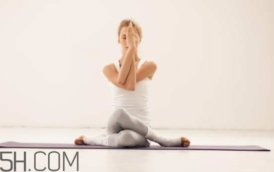 哺乳期什么時候練瑜伽最好？哺乳期練瑜伽的好處