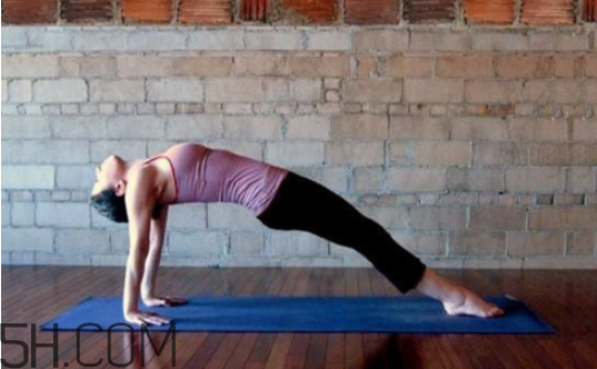 霧霾天練瑜伽的注意事項 霧霾天練瑜伽的招式推薦