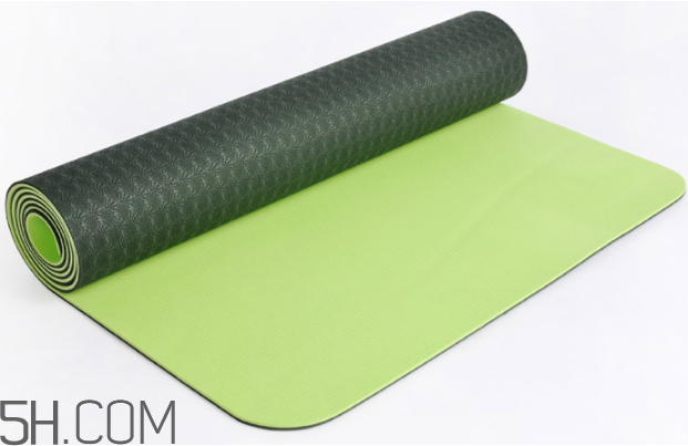 練完瑜伽可以游泳嗎？初學(xué)者用多厚的瑜伽墊？