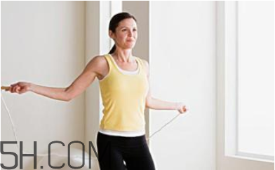 跳繩前后要注意什么？跳繩的好處和壞處