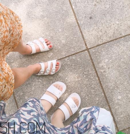 熱風(fēng)的鞋子保修嗎？熱風(fēng)的鞋可以退換嗎？