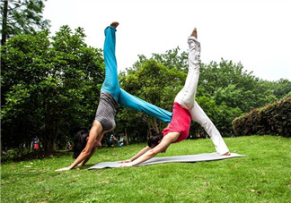 瑜伽對腰間盤突出的好處？練瑜伽時(shí)頭暈怎么辦？