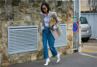 肩寬的女生冬天怎么穿？肩寬的女生冬天穿搭技巧