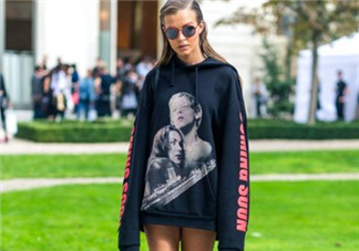 肩寬的女生適合穿衛(wèi)衣嗎？肩寬穿衛(wèi)衣好看嗎？