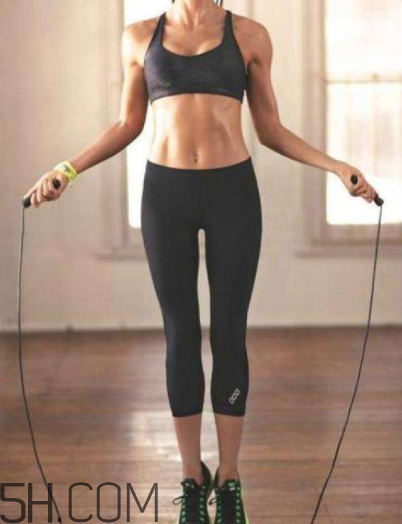 跳繩頭疼是怎么回事？跳繩有什么技巧？