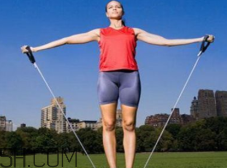 跳繩頭疼是怎么回事？跳繩有什么技巧？