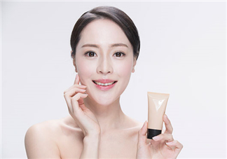 青春痘能不能擠？青春痘能用鹽水洗嗎？