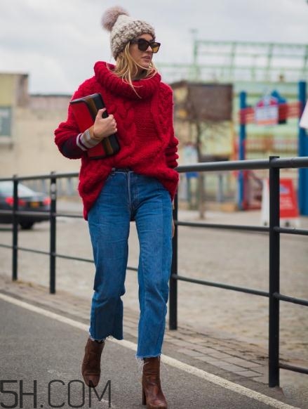 肩窄的女生穿什么毛衣好看？適合肩窄女生的毛衣款式