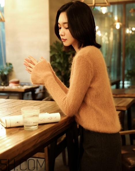 兔毛衣服縮水了怎么辦？兔毛衣服怎么在家清洗？