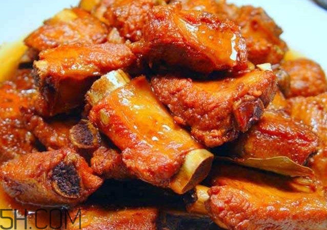 做糖醋排骨煮多長時間？酸甜排骨和糖醋排骨有什么區(qū)別