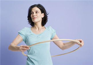 轉呼啦圈能練腹肌嗎？怎么減肚子上的贅肉最快最有效？