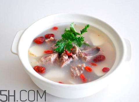 羊排可以燉山藥嗎 羊排和山藥能一起吃嗎 羊排可以燉山藥嗎 羊排和山藥能一起吃嗎